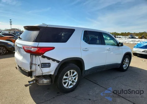 2019 Chevrolet Traverse Ls z USA, uszkodzony, nr VIN 1GNERFKW8KJ212603